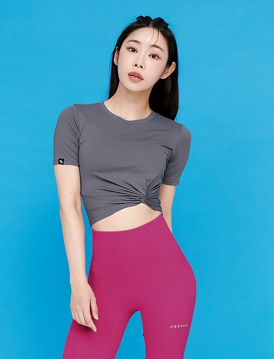 Fresh Feather Twist Crop Short Sleeve Cooling Gray