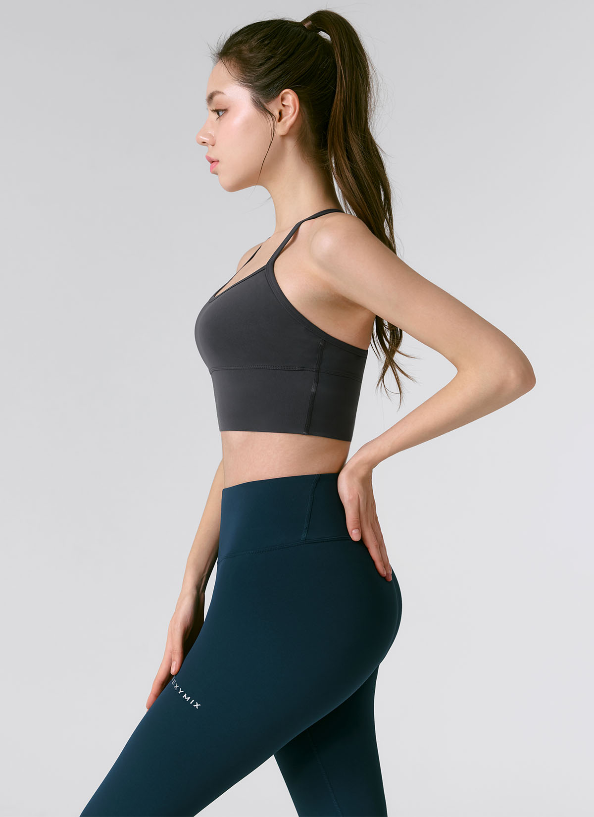 Áo Bra Top X-strap_Charcol Gray - XT7104E - Ảnh 5